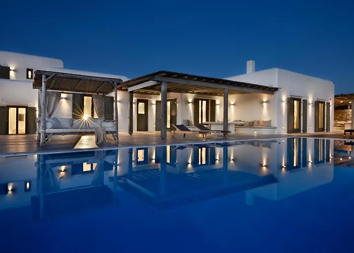 Walk With Pool And Hot Tub By Calypso Sunset * Καλό Λιβάδι