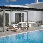 Вилла Walk With Pool And Hot Tub By Calypso Sunset *
