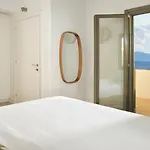 Walk With Pool And Hot Tub By Calypso Sunset Кало-Ливади