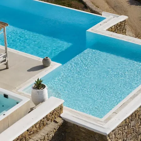 Walk With Pool And Hot Tub By Calypso Sunset Vila *