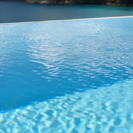 Walk With Pool And Hot Tub By Calypso Sunset Vila Kalo Livadi