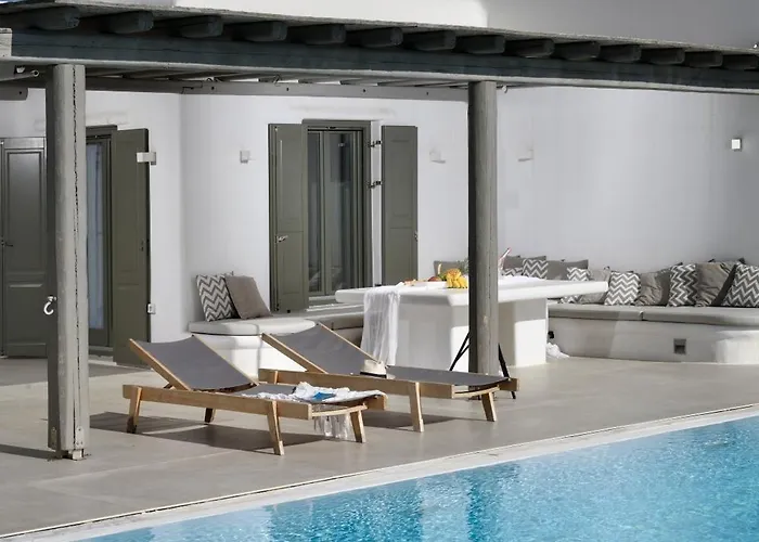 Villa Walk With Pool And Hot Tub By Calypso Sunset *