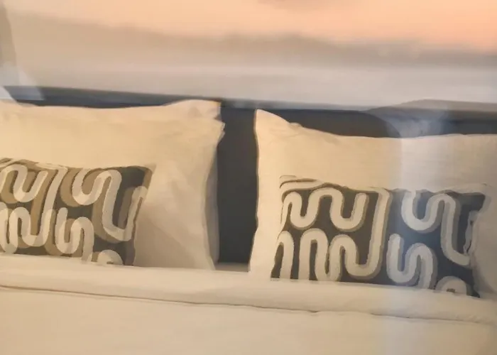 Villa Walk With Pool And Hot Tub By Calypso Sunset *