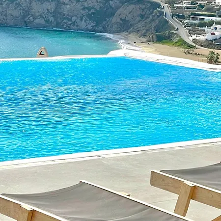 Walk With Pool And Hot Tub By Calypso Sunset Villa Kalo Livadi